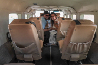 Marble Canyon Wedding Papilion Grand Canyon Airlines (11)300